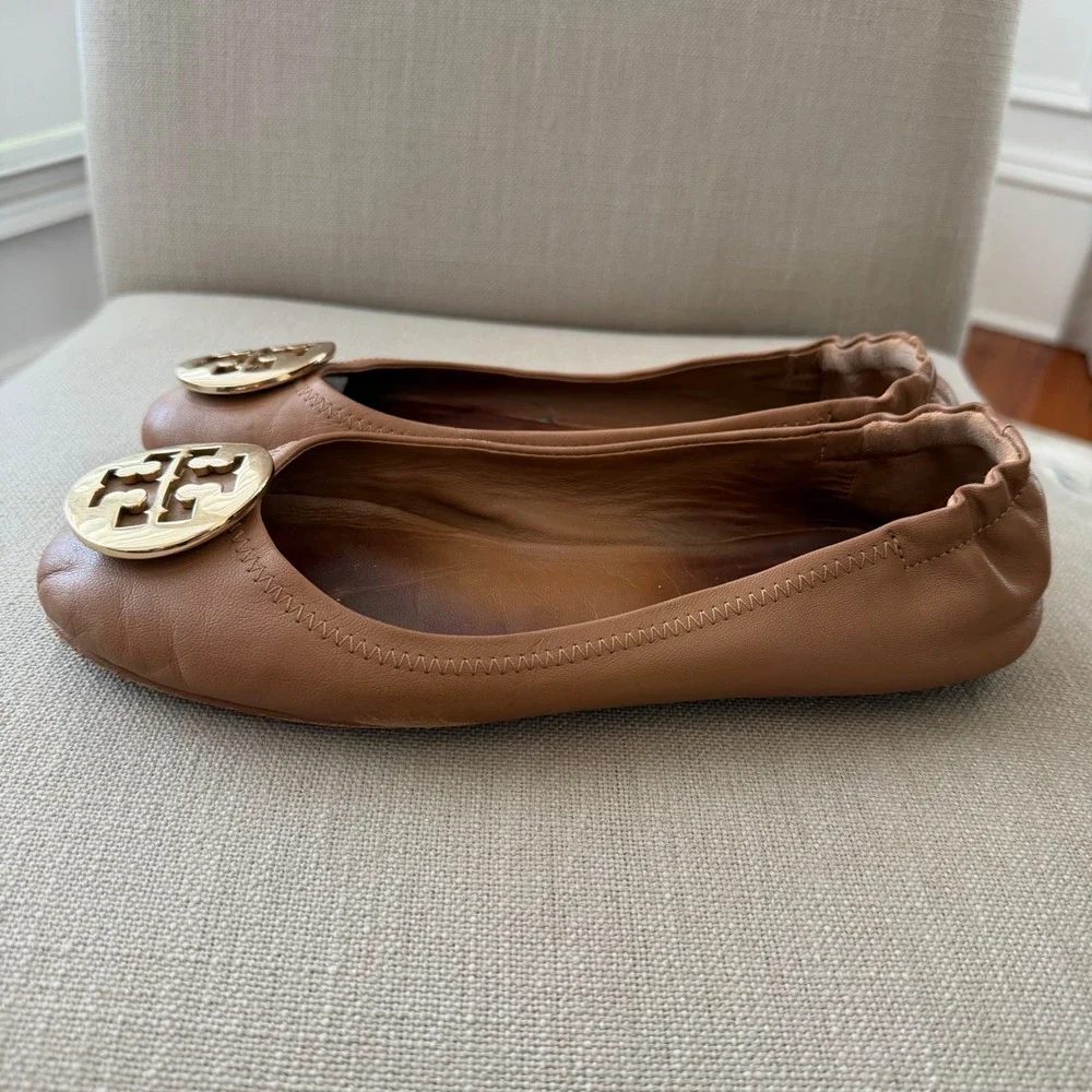 Tory Burch‎ Minnie Travel Ballet Flats Tan Leather Gold Logo 50393 Womens 8.5M